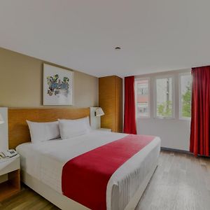 Habitación con Cama King